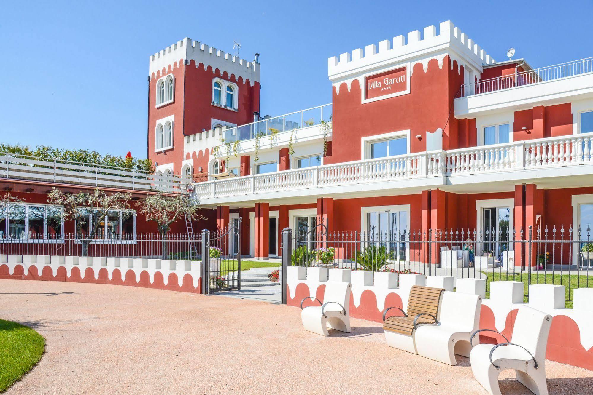 Villa Garuti Village Паденге-суль-Гарда Екстер'єр фото