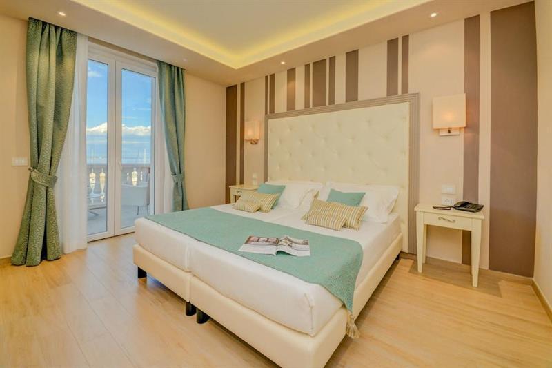 Villa Garuti Village Паденге-суль-Гарда Екстер'єр фото